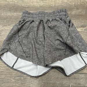 Lululemon shorts 5 inch